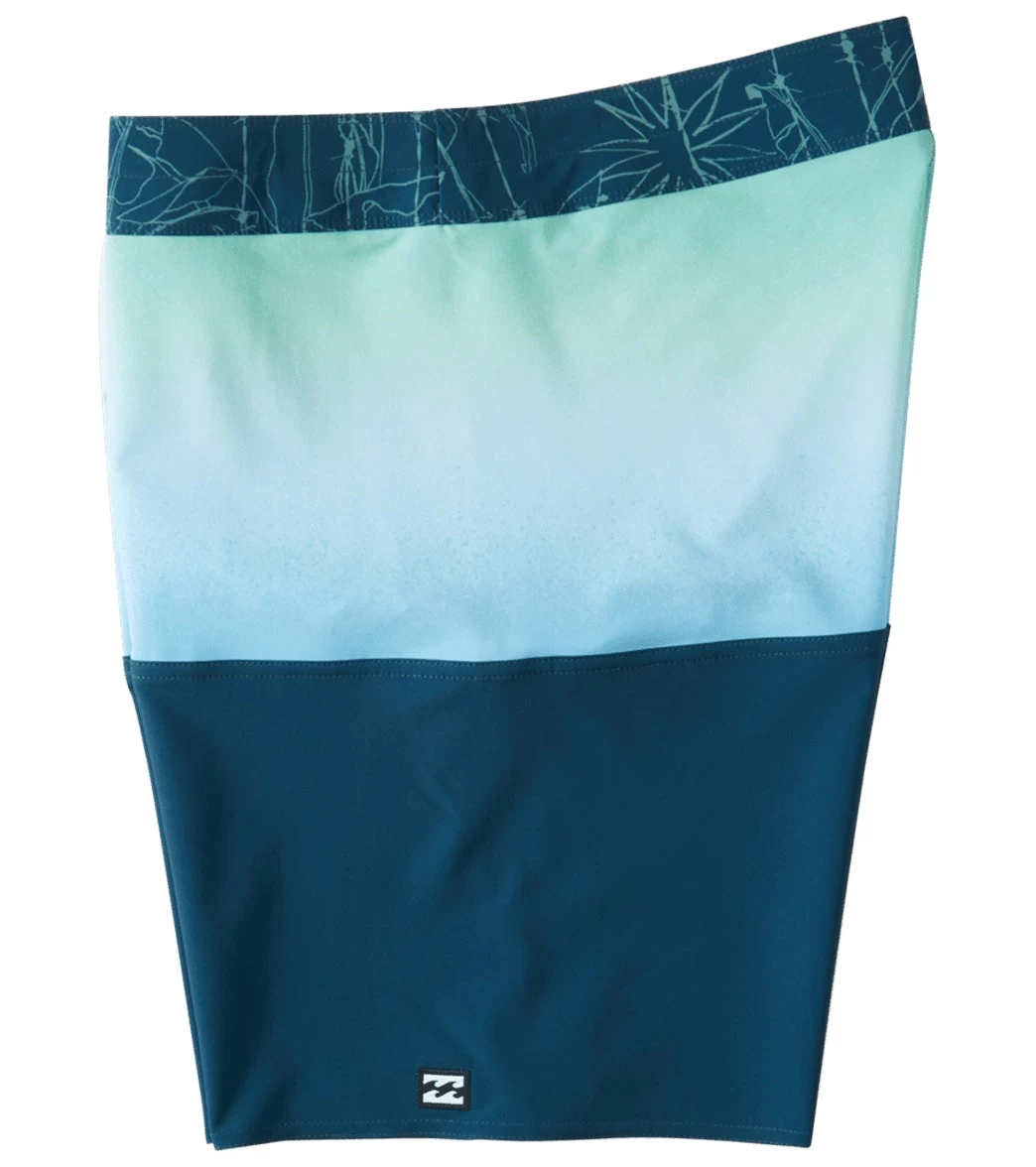 Billabong Men's Fifty50 Panel Pro Boardshort - Image 3